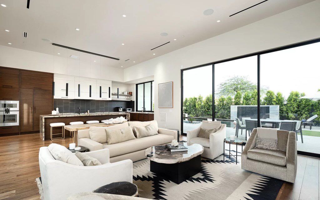 New Streamline Contemporary Home in Arizona hits Market for $4,995,000