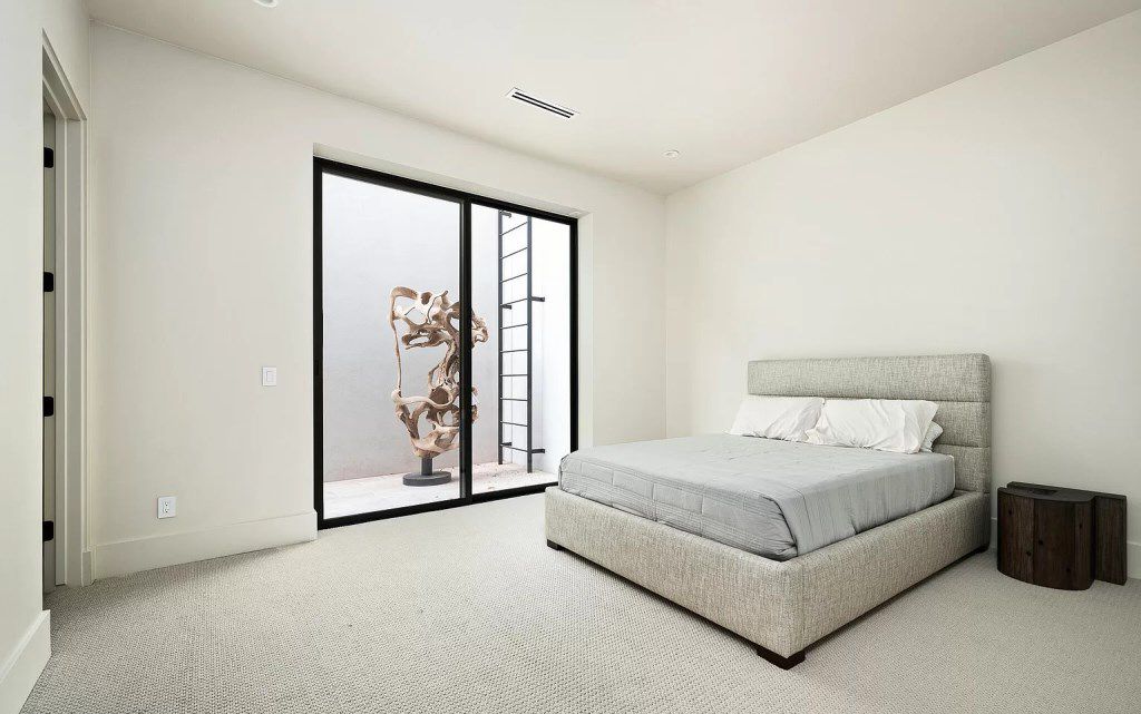 New Streamline Contemporary Home in Arizona hits Market for $4,995,000