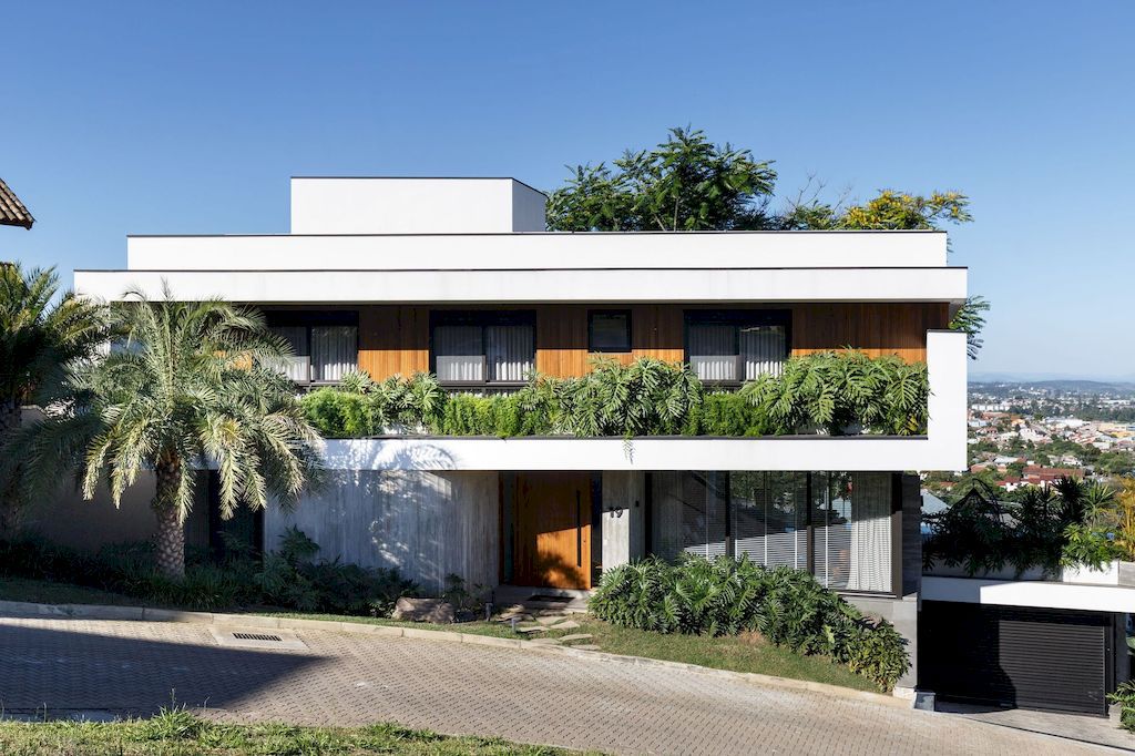 AD House for Comfortable Living J.A. Becker Arquitetura e Construcoes 1