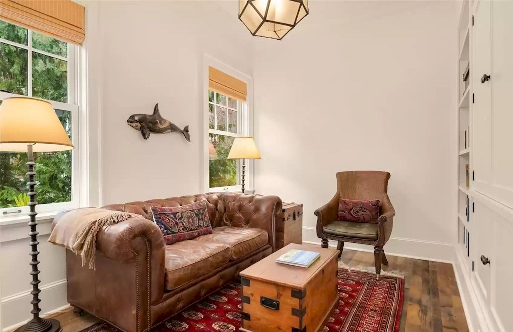 The Estate in Washington is a luxurious home featuring great rooms and top-of-the-line appliances now available for sale. This home located at 8143 Headlands Way, Clinton, Washington; offering 03 bedrooms and 04 bathrooms with 3,893 square feet of living spaces.