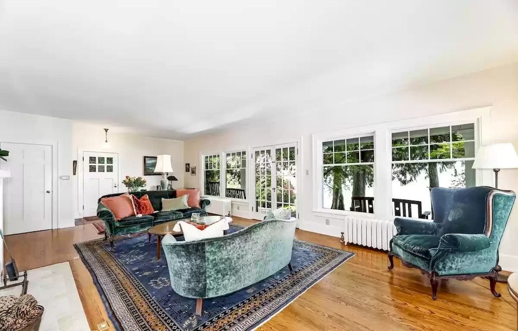 The Estate in Washington is a luxurious home offering plenty of opportunities to garden or simply enjoy the peaceful sounds of nature and water now available for sale. This home located at 6041 Beach Dr SW, Seattle, Washington; offering 04 bedrooms and 04 bathrooms with 4,850 square feet of living spaces. 