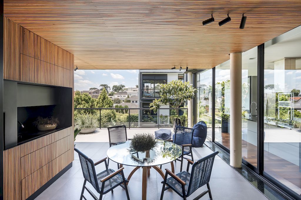 EL House in Brazil by Estudio Centro Arquitetura e Urbanismo 12