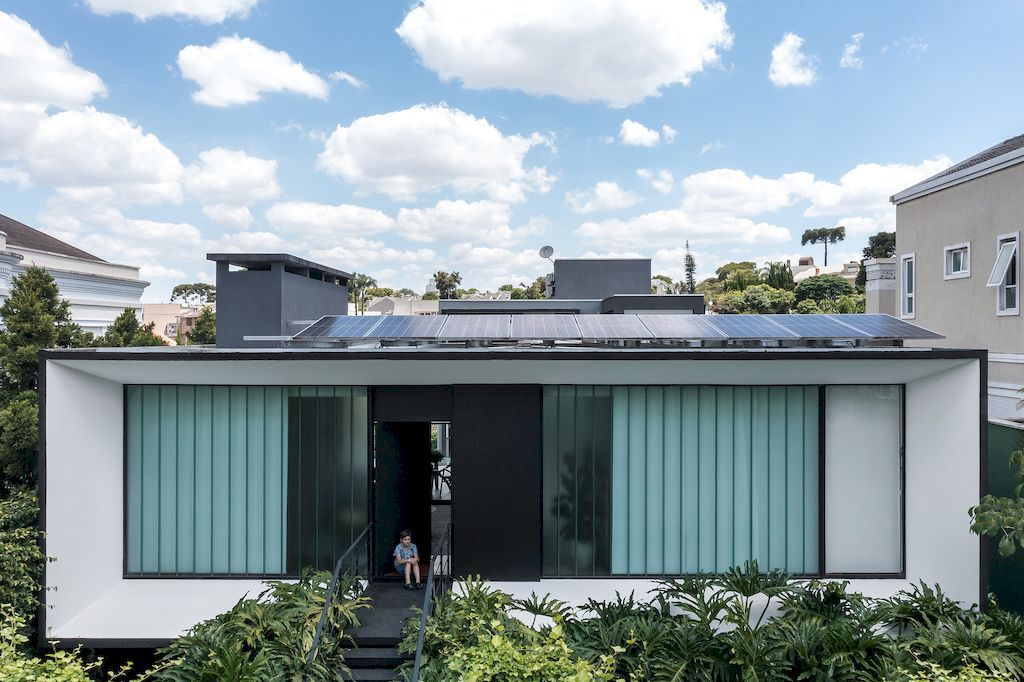 EL House in Brazil by Estudio Centro Arquitetura e Urbanismo 17