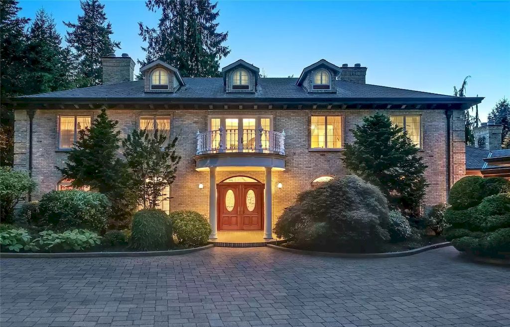 The Estate in Washington is a luxurious home located amongst mature gardens and majestic evergreens now available for sale. This home located at 17802 Talbot Rd, Edmonds, Washington; offering 04 bedrooms and 05 bathrooms with 8,200 square feet of living spaces.
