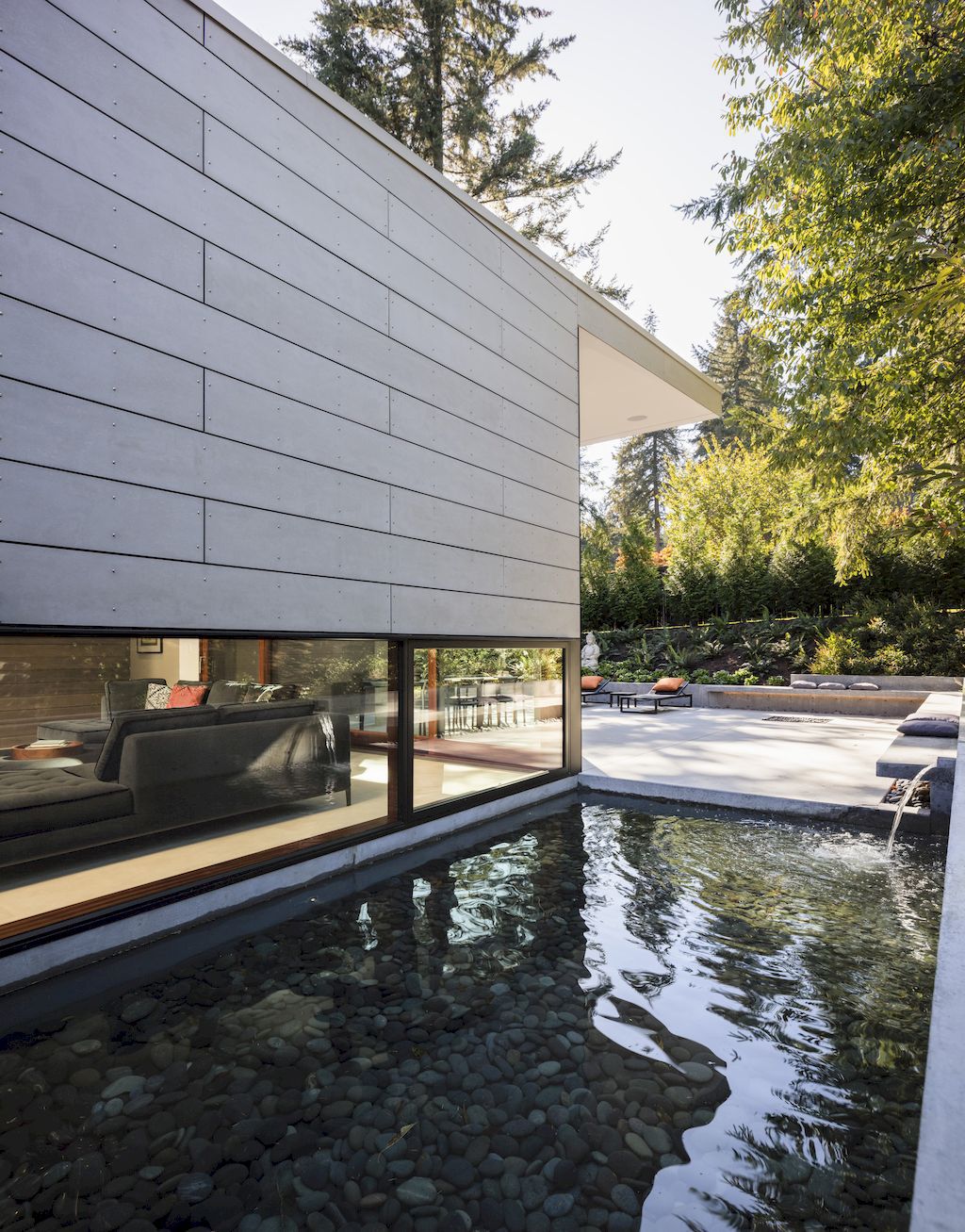 Inside Outside House in Washington by David Coleman Architecture 23