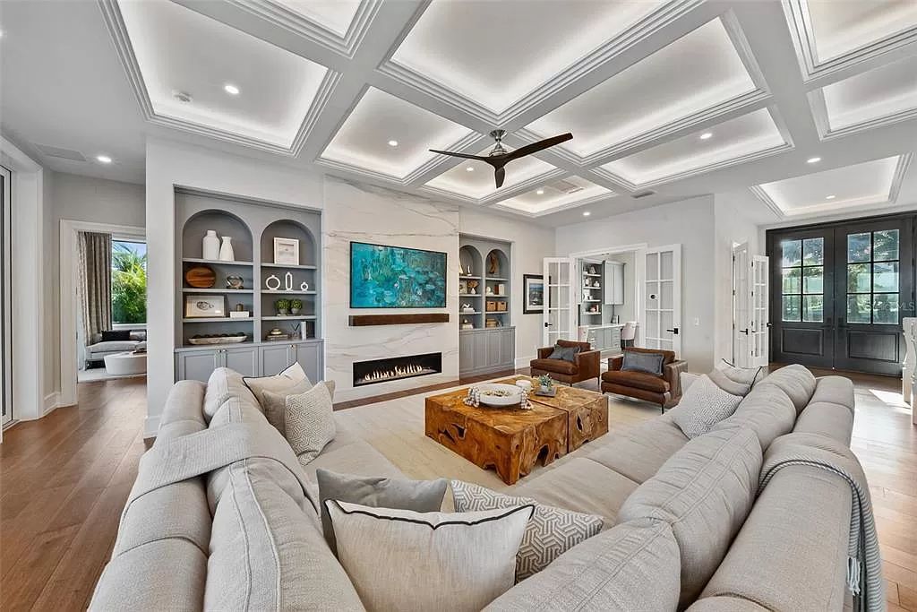 The Home in Holmes Beach is a luxurious, sprawling waterfront front estate tucked away at the end of a quiet cul de sac on desirable Anna Maria Island now available for sale. This home located at 535 70th St, Holmes Beach, Florida