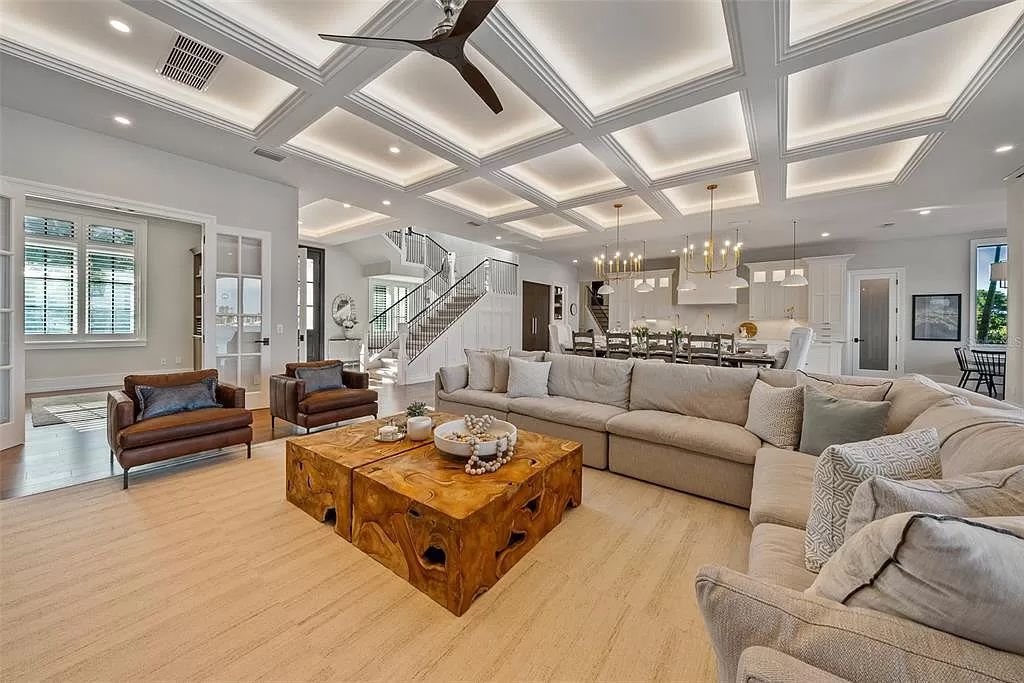 The Home in Holmes Beach is a luxurious, sprawling waterfront front estate tucked away at the end of a quiet cul de sac on desirable Anna Maria Island now available for sale. This home located at 535 70th St, Holmes Beach, Florida