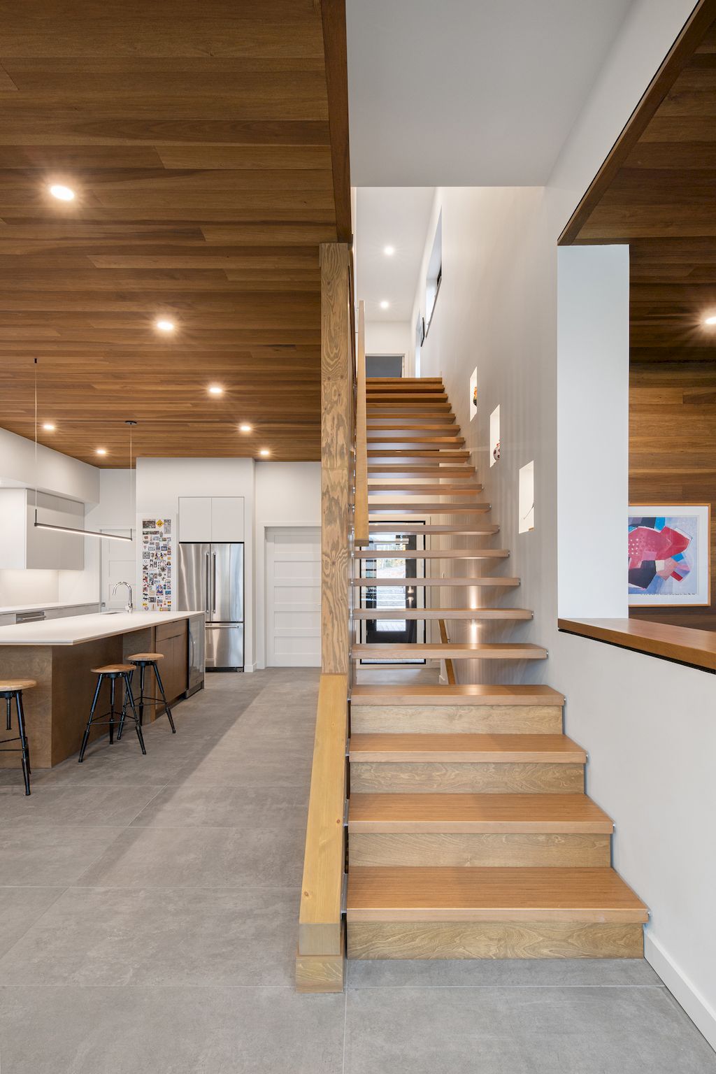 Prefabricated Country Home in Canada by Figurr Architects Colective 13