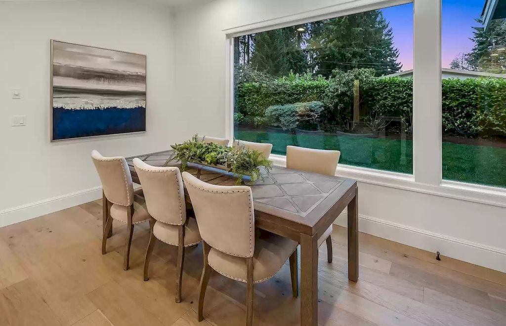 The Estate in Washington is a luxurious home located on a private and spacious lot now available for sale. This home located at 9046 SE 61st St, Mercer Island, Washington; offering 05 bedrooms and 05 bathrooms with 3,826 square feet of living spaces. 