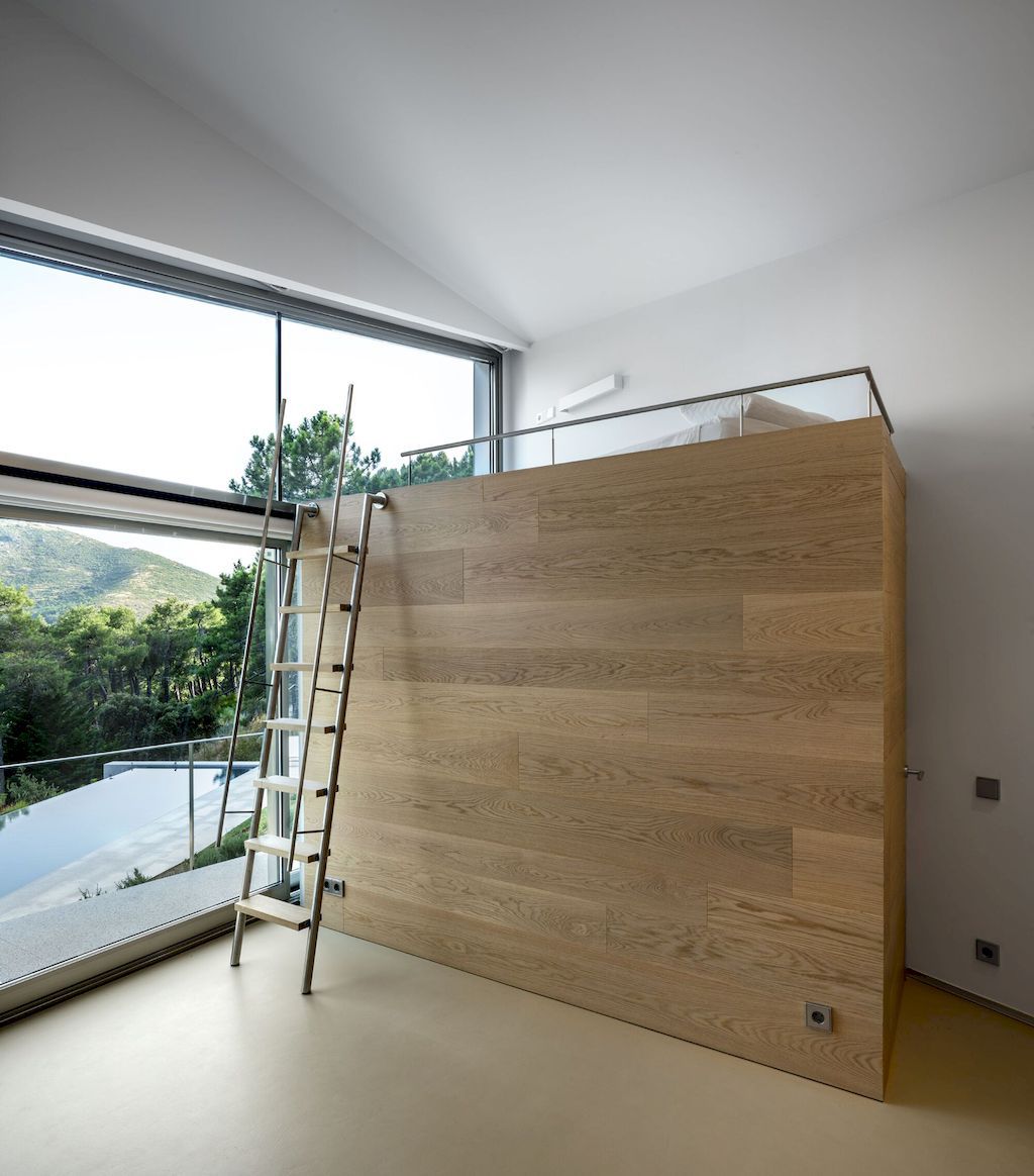 Szoke House harmony with landscape by Aranguren Gallegos Arquitectos 16