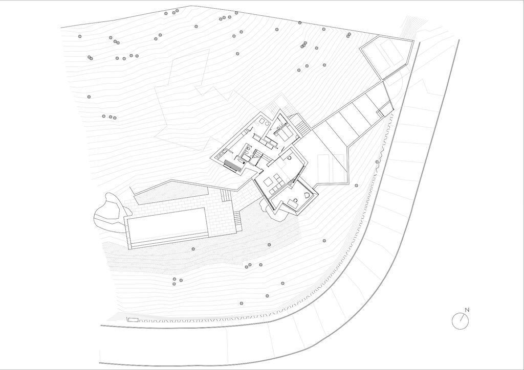 Szoke House, harmony with landscape by Aranguren Gallegos Arquitectos