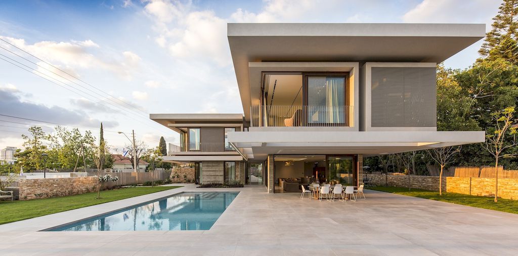 TLV House Luxury House in Suburb of Tel Aviv by Metropole Architects 19