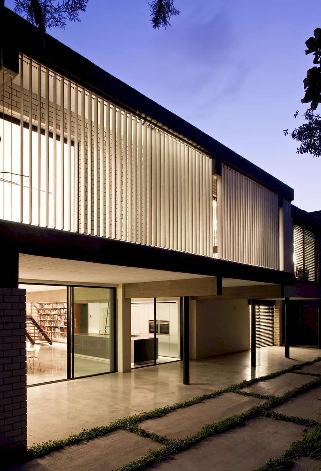 The Rechter House Modern Two storey Home by Pitsou Kedem Architects 15