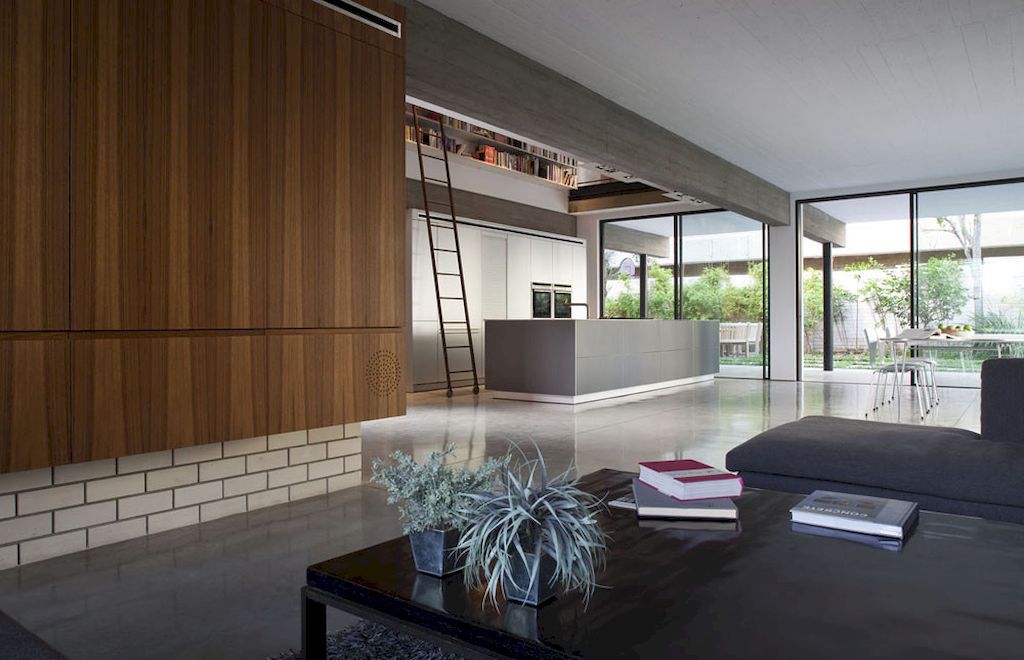 The Rechter House Modern Two storey Home by Pitsou Kedem Architects 3