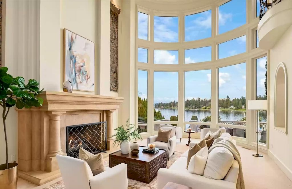The Estate in Washington is a luxurious home with the hallmarks of grace, grandeur and privacy now available for sale. This home located at 3602 Evergreen Point Road, Medina, Washington; offering 04 bedrooms and 06 bathrooms with 6,520 square feet of living spaces.