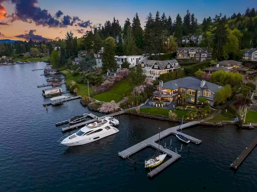 The Estate in Washington is a luxurious home highly curated landscape with an easy effort to the lake now available for sale. This home located at 8900 N Mercer Way, Mercer Island, Washington; offering 04 bedrooms and 05 bathrooms with 5,953 square feet of living spaces. 