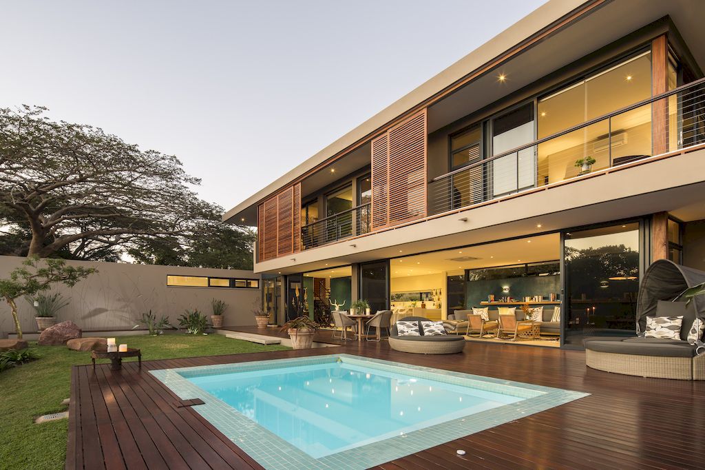 Aloe Ridge House Scenic Hideaway in South Africa by Metropole architect 15 compressed