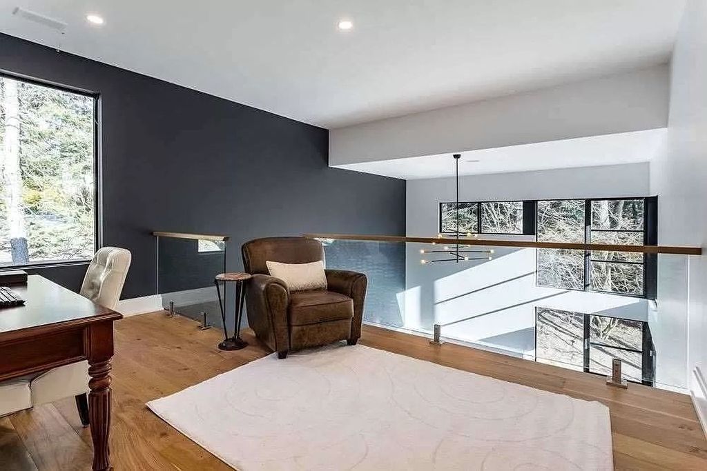 The Home in Mississauga is a luxurious home where you can relax & reconnect with nature, now available for sale. This home located at 1060 Indian Rd, Mississauga, ON L5H 1R7, Canada