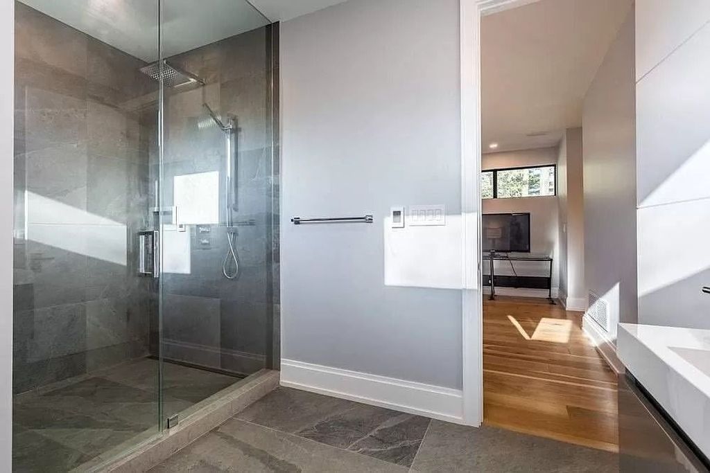 The Home in Mississauga is a luxurious home where you can relax & reconnect with nature, now available for sale. This home located at 1060 Indian Rd, Mississauga, ON L5H 1R7, Canada