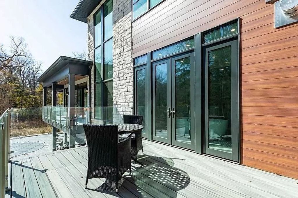 The Home in Mississauga is a luxurious home where you can relax & reconnect with nature, now available for sale. This home located at 1060 Indian Rd, Mississauga, ON L5H 1R7, Canada