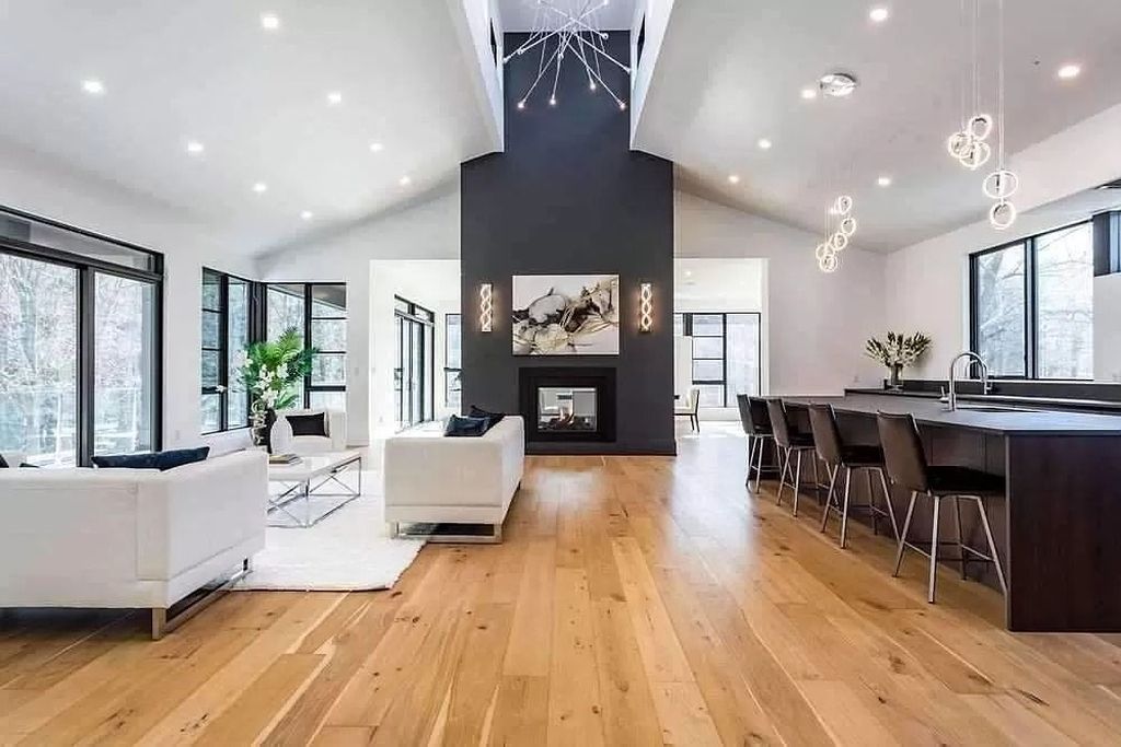 The Home in Mississauga is a luxurious home where you can relax & reconnect with nature, now available for sale. This home located at 1060 Indian Rd, Mississauga, ON L5H 1R7, Canada
