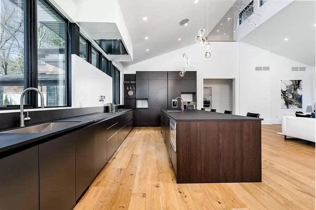 The Home in Mississauga is a luxurious home where you can relax & reconnect with nature, now available for sale. This home located at 1060 Indian Rd, Mississauga, ON L5H 1R7, Canada
