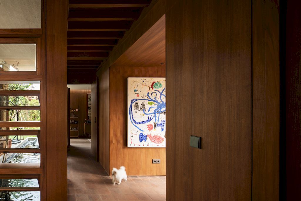 Dhsac Residence, a Tropical Modern Home by Bitte Design Studio