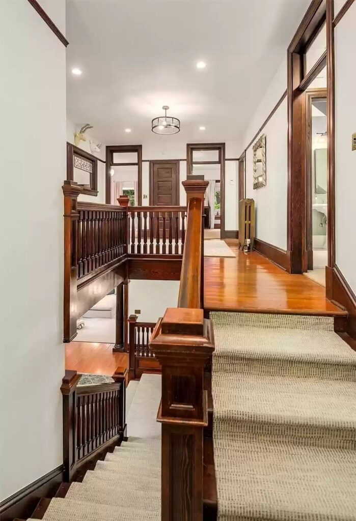 The Estate in Washington is a luxurious home surrounded by lush greenery and majestic trees now available for sale. This home located at 3816 E Garfield Street, Seattle, Washington; offering 06 bedrooms and 05 bathrooms with 5,328 square feet of living spaces.