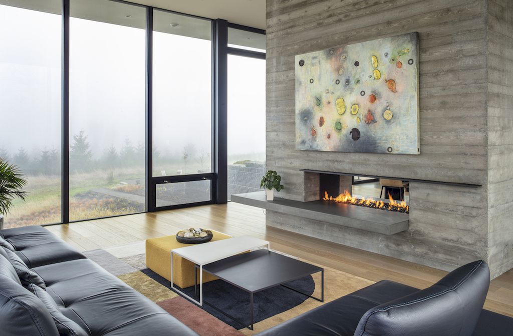 Five Peaks Lookout, a Warm Modern Home by Scott Edwards Architecture