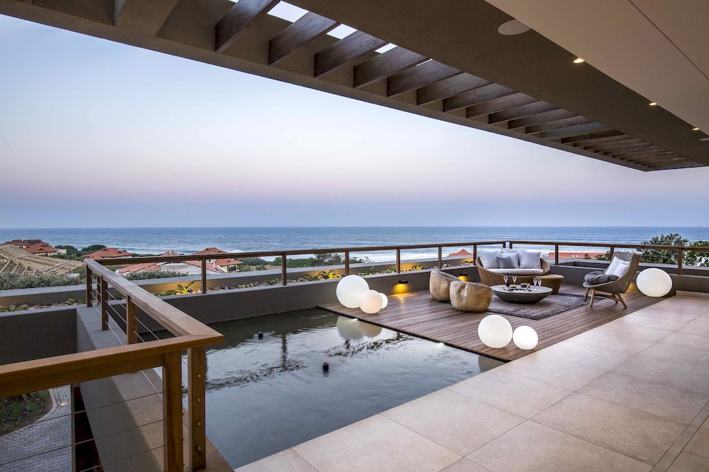 Incredible Luxury House named 6 Leadwood Loop by Metropole Architects 10