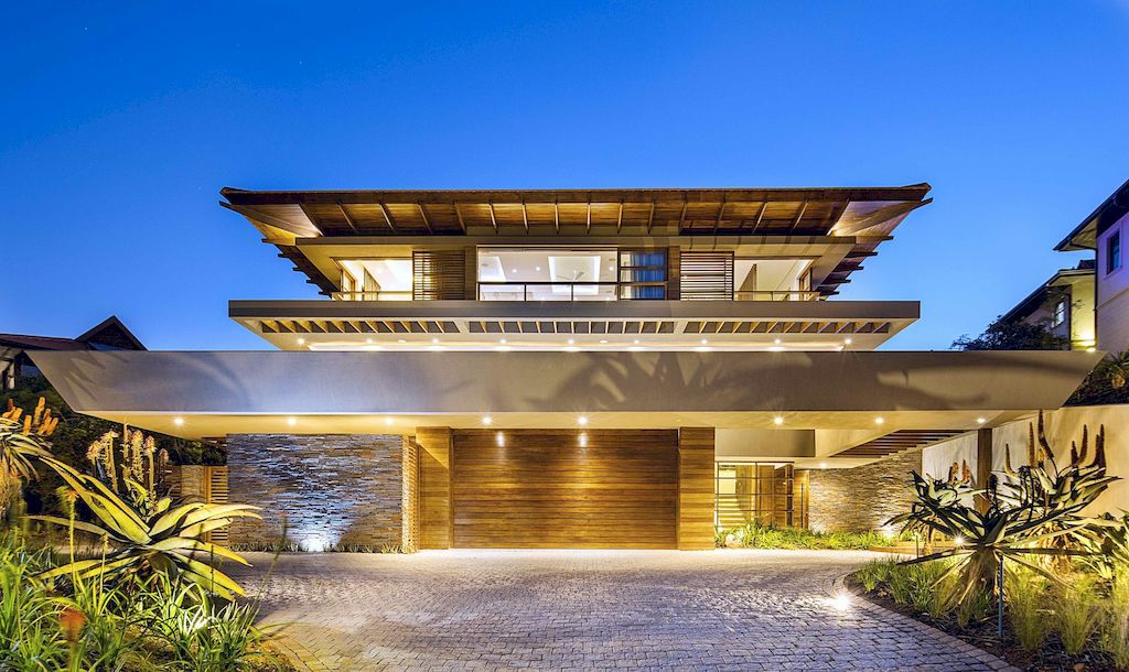Incredible Luxury House named 6 Leadwood Loop by Metropole Architects 2