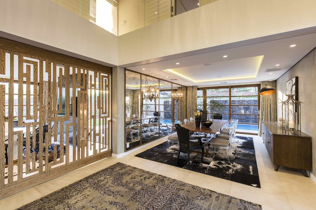 Incredible Luxury House named 6 Leadwood Loop by Metropole Architects 23