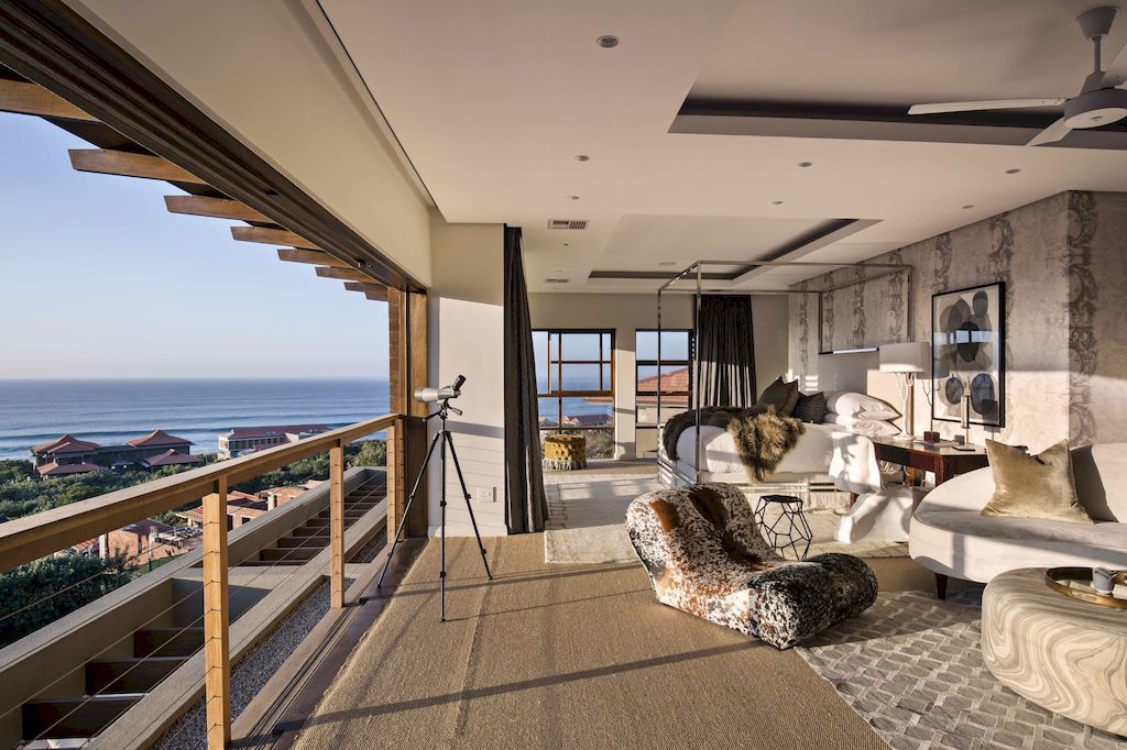 Incredible Luxury House named 6 Leadwood Loop by Metropole Architects 32