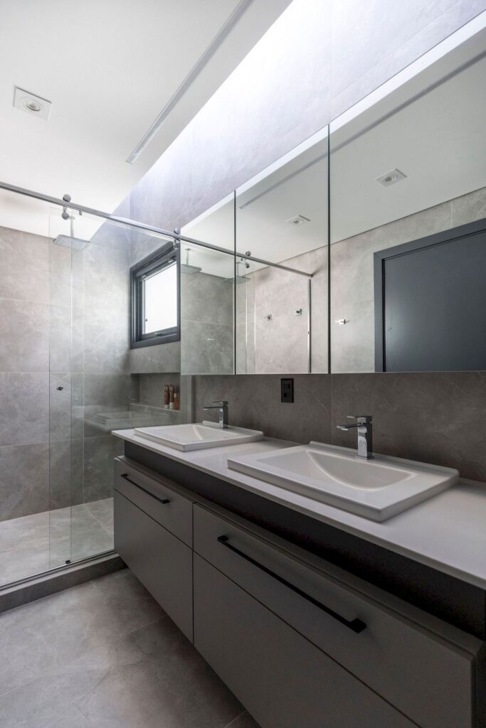 Nesello House Nice Renovation with Contemporary Design by Galeria 733 18