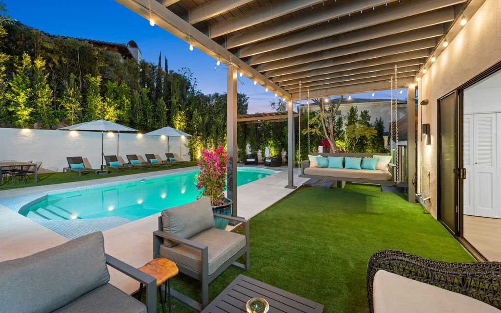 The Home in Los Angeles is a one-of-a-kind transitional estate on a beautiful tree lined street in the prestigious neighborhood of Little Holmby now available for sale. This home located at 10401 Wyton Dr, Los Angeles, California