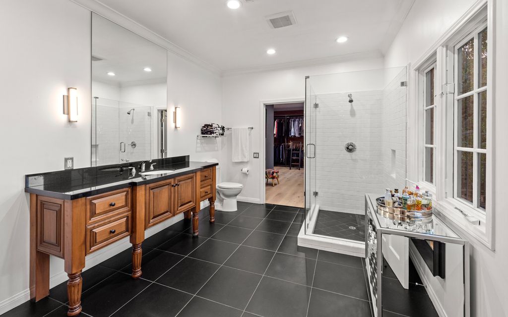 The Home in Los Angeles is a one-of-a-kind transitional estate on a beautiful tree lined street in the prestigious neighborhood of Little Holmby now available for sale. This home located at 10401 Wyton Dr, Los Angeles, California