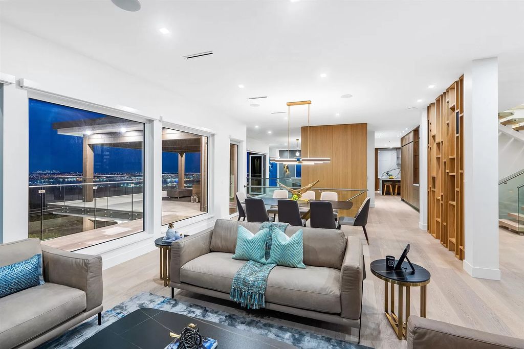 The Residence in West Vancouver offer living spaces that are equally dynamic & cozy, now available for sale. This home located at 550 Craigmohr Dr, West Vancouver, BC V7S 1W9, Canada