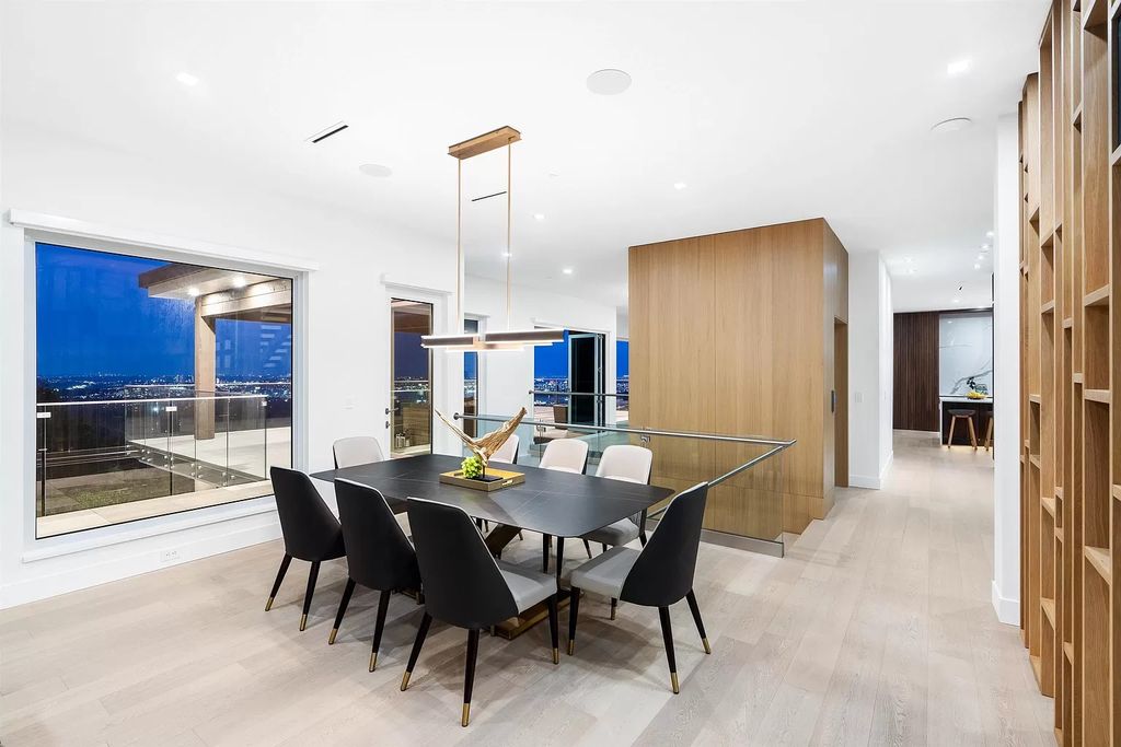 The Residence in West Vancouver offer living spaces that are equally dynamic & cozy, now available for sale. This home located at 550 Craigmohr Dr, West Vancouver, BC V7S 1W9, Canada
