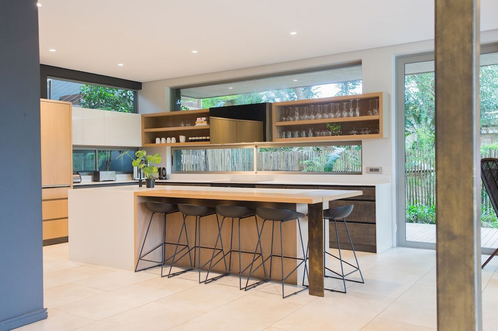 Pambathi Lane House in KwaZulu Natal by Metropole Architects 4