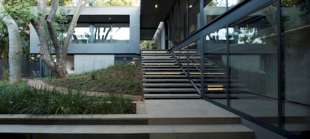 The Terrace house, Connect to landscape by W Design Architecture Studio