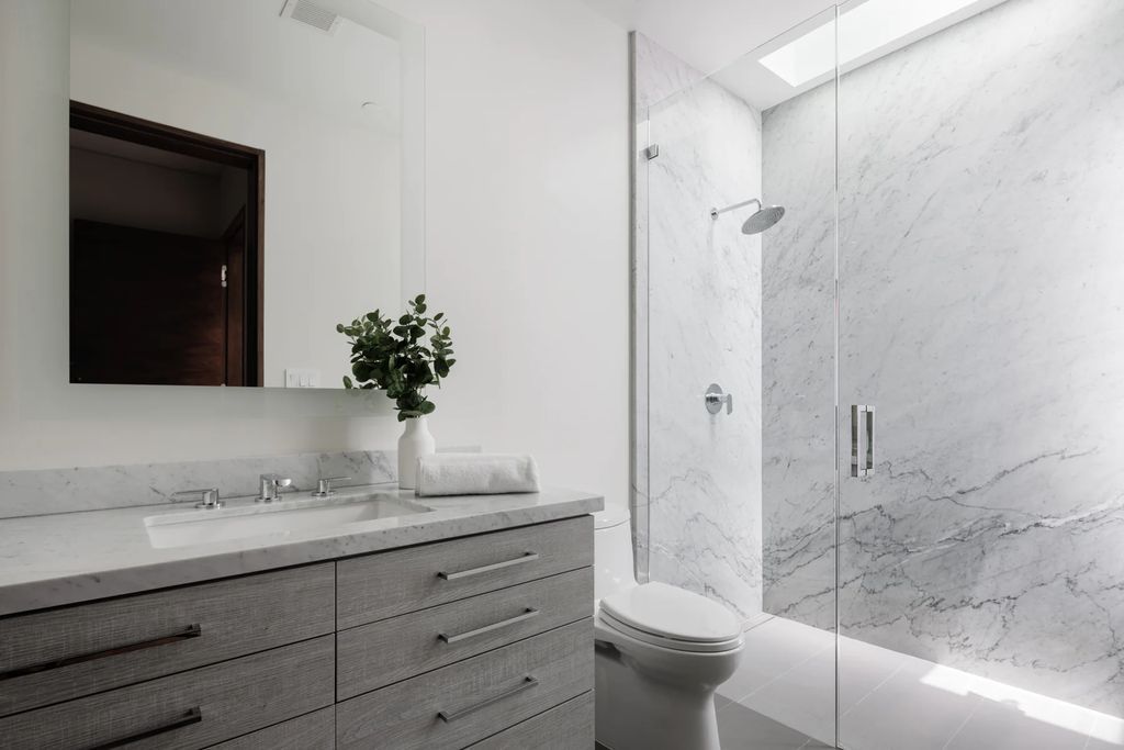 The Home in Santa Monica is a remarkable property provides the ultimate lifestyle rich in luxury with extraordinary top-of-the-line finishes throughout now available for sale. This home located at 1410 Georgina Ave, Santa Monica, California