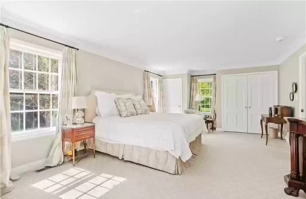 The Home in Connecticut is a luxurious home sited on lush grounds with privacy of a private cul-de-sac now available for sale. This home located at 7 Deer Ln, Greenwich, Connecticut; offering 05 bedrooms and 06 bathrooms with 5,019 square feet of living spaces.