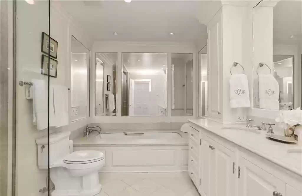 The Home in Connecticut is a luxurious home sited on lush grounds with privacy of a private cul-de-sac now available for sale. This home located at 7 Deer Ln, Greenwich, Connecticut; offering 05 bedrooms and 06 bathrooms with 5,019 square feet of living spaces.