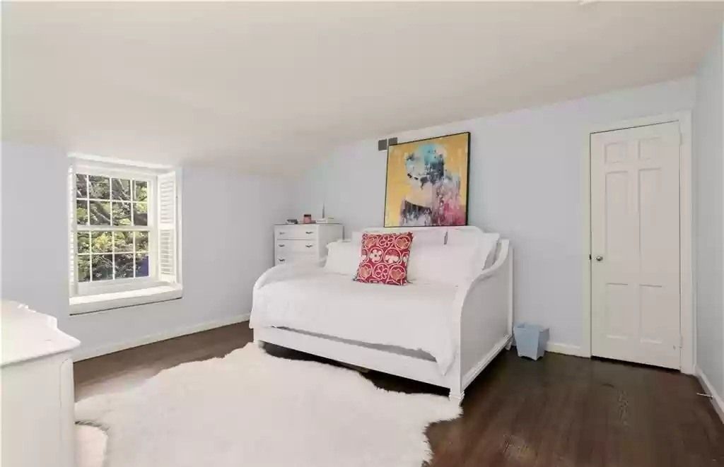 The Home in Connecticut is a luxurious home sited on lush grounds with privacy of a private cul-de-sac now available for sale. This home located at 7 Deer Ln, Greenwich, Connecticut; offering 05 bedrooms and 06 bathrooms with 5,019 square feet of living spaces.