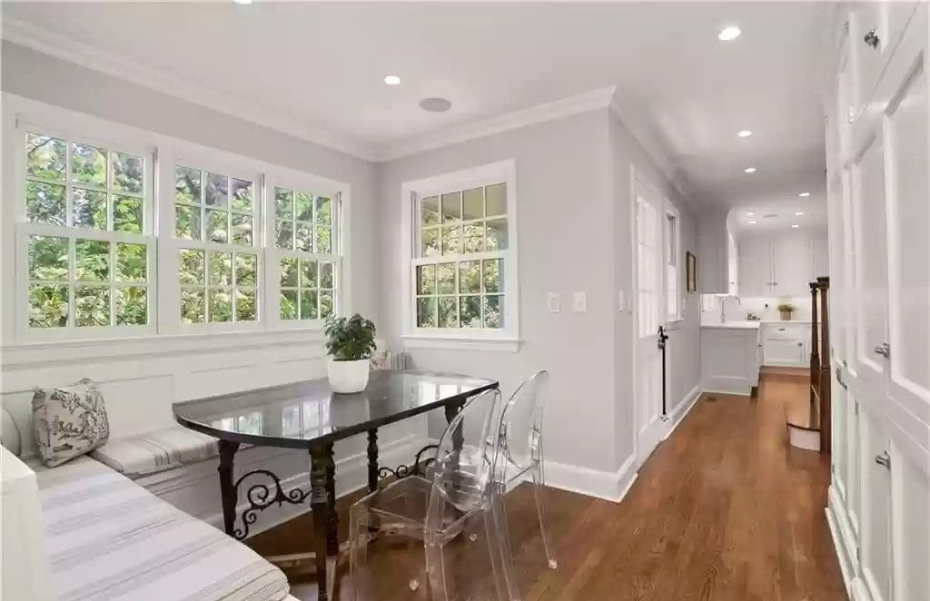 The Home in Connecticut is a luxurious home sited on lush grounds with privacy of a private cul-de-sac now available for sale. This home located at 7 Deer Ln, Greenwich, Connecticut; offering 05 bedrooms and 06 bathrooms with 5,019 square feet of living spaces.