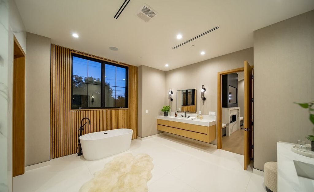 The Home in Encino is a masterfully crafted manor built with tasteful finishes and impeccable attention to detail now available for sale. This home located at 16739 Octavia Pl, Encino, California