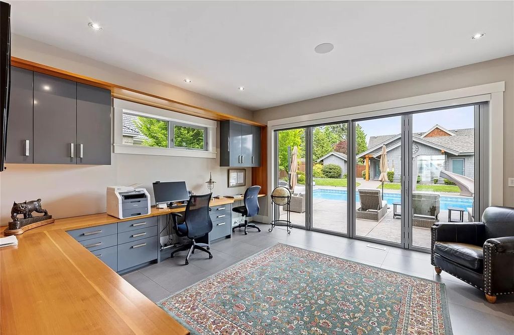 The Home in Parksville is majestically set on 0.64 of an acre with a private path that leads to the beach living space below, now available for sale. This home located at 798 Fairwind Ave, Parksville, BC V9P 1B2, Canada