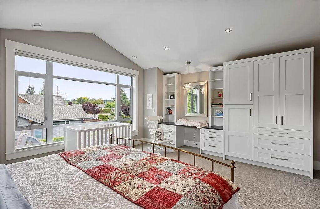 The Home in Parksville is majestically set on 0.64 of an acre with a private path that leads to the beach living space below, now available for sale. This home located at 798 Fairwind Ave, Parksville, BC V9P 1B2, Canada