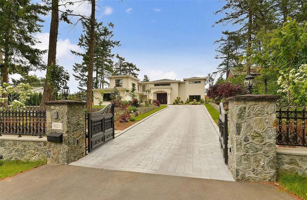 The Estate in Saanich offers the amazing view of the ocean and mountain ranges, now available for sale. This home located at 4823 Major Rd, Saanich, BC V8Y 2L8, Canada