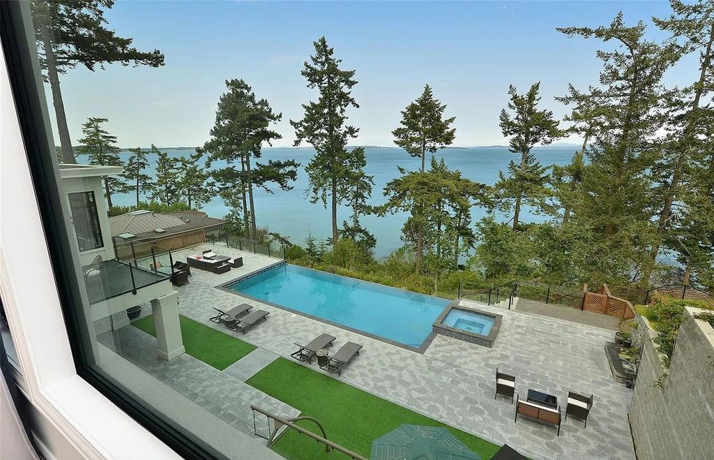 The Estate in Saanich offers the amazing view of the ocean and mountain ranges, now available for sale. This home located at 4823 Major Rd, Saanich, BC V8Y 2L8, Canada